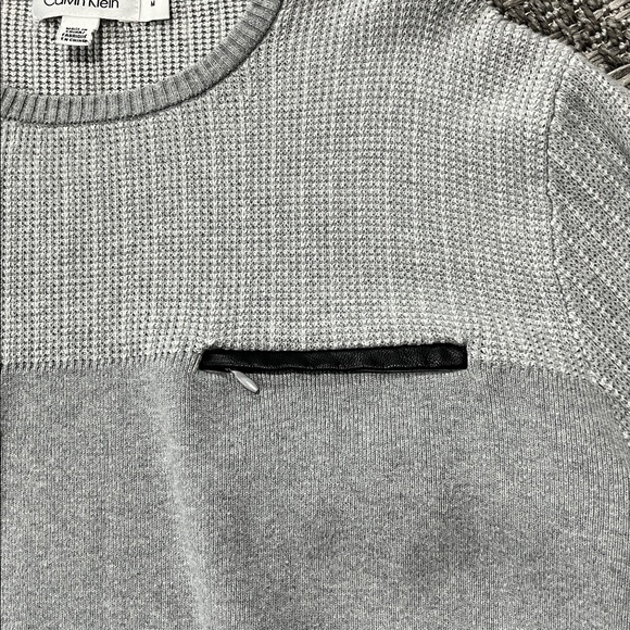 Calvin Klein | Grey Crewneck Pullover - Picture 10 of 11